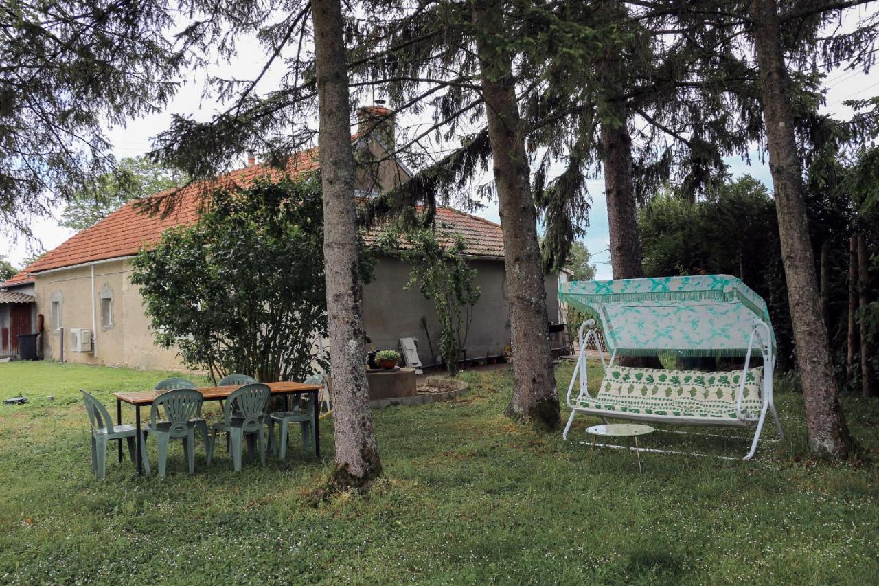 Le Pre De Luceau Bed & Breakfast Blet Exterior photo